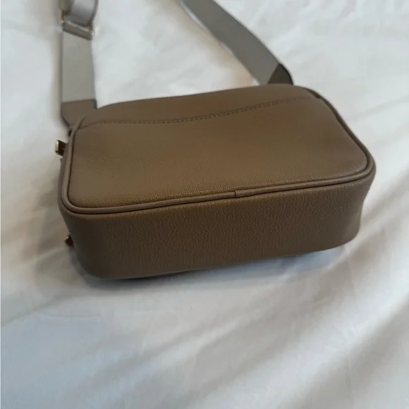Michael Kors Tan Crossbody Bag - Picture 6 of 6